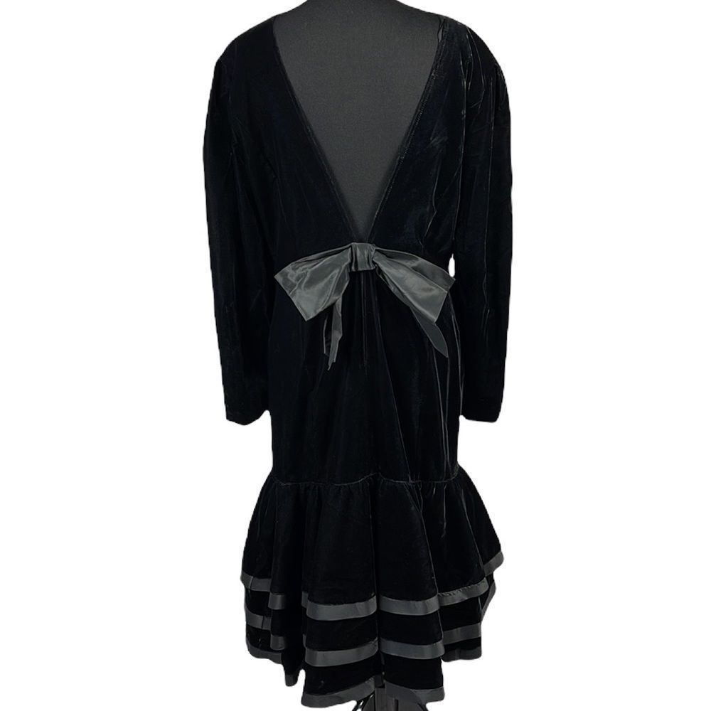 Vintage Louis Feraud Black Velvet Dress Low V-Back Ruffles Bow SIze 10